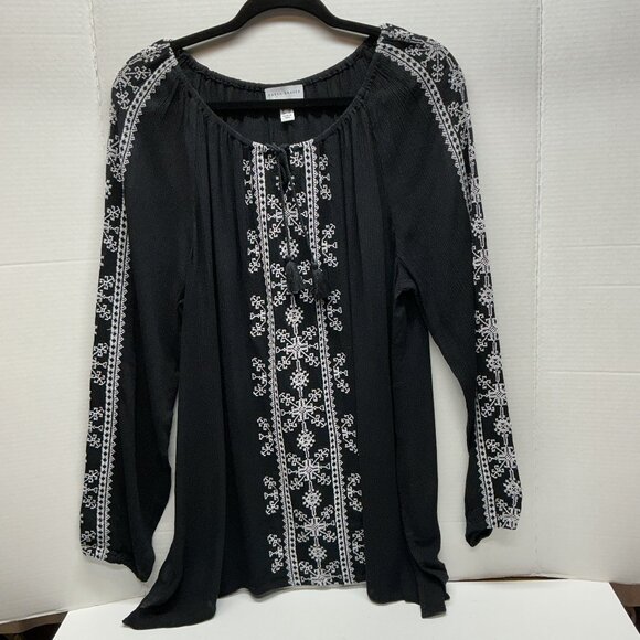 Susan Graver Tops - Large Peasant Top Embroidered Details Black/White NWT Susan Graver